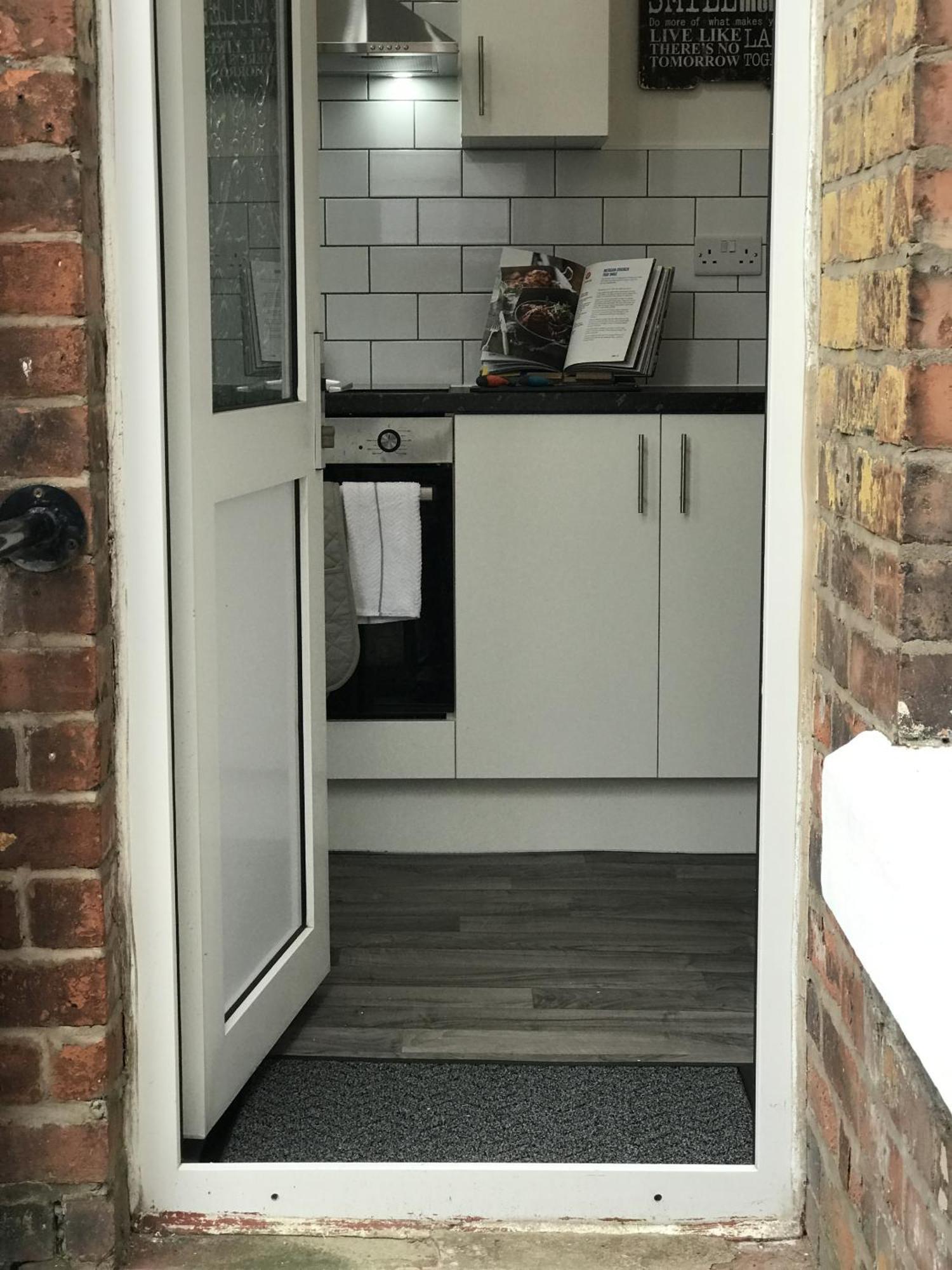 Bright Spacious 3-Bed With Office & Patio, Preston بريستون المظهر الخارجي الصورة