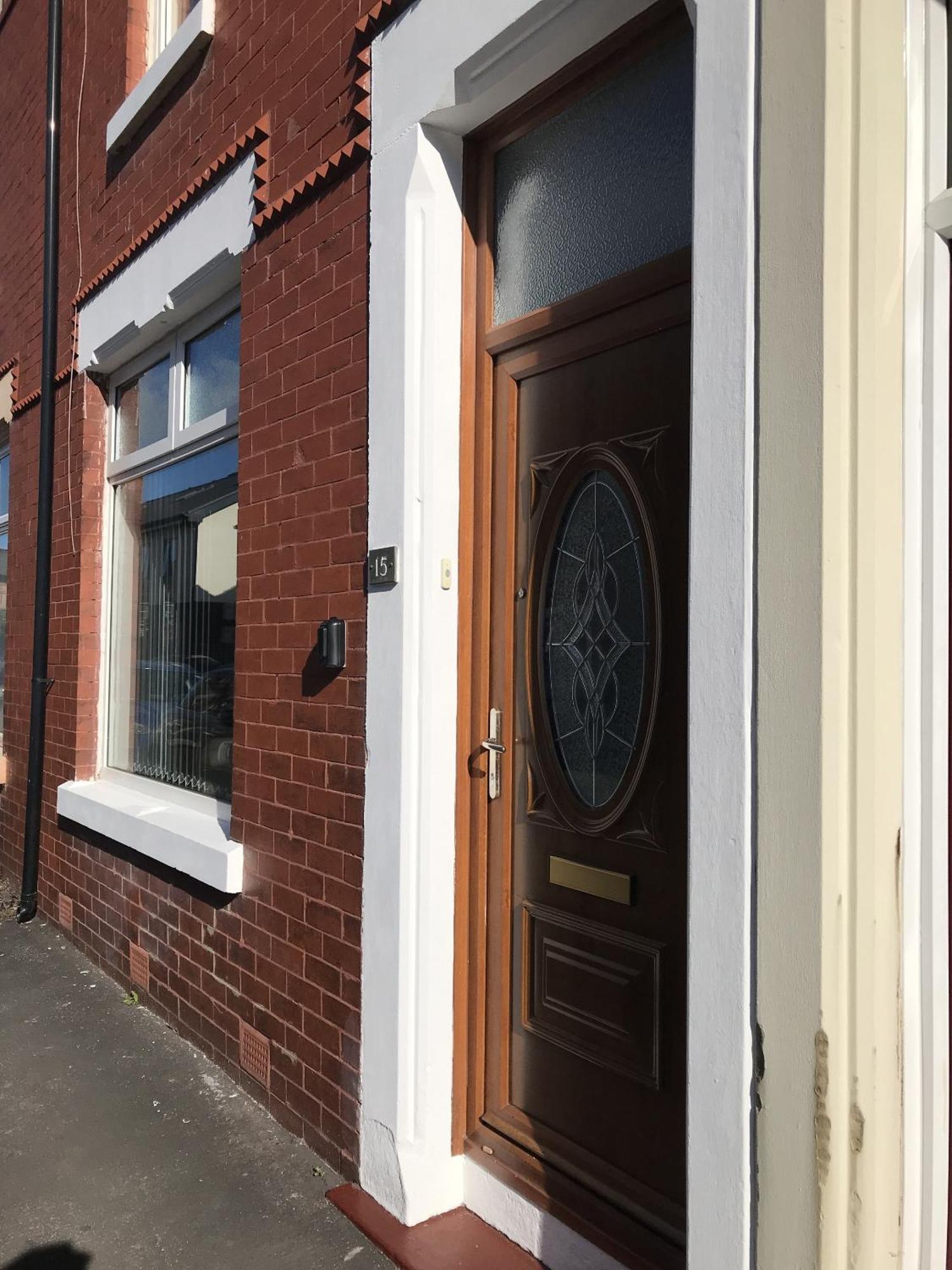 Bright Spacious 3-Bed With Office & Patio, Preston بريستون المظهر الخارجي الصورة