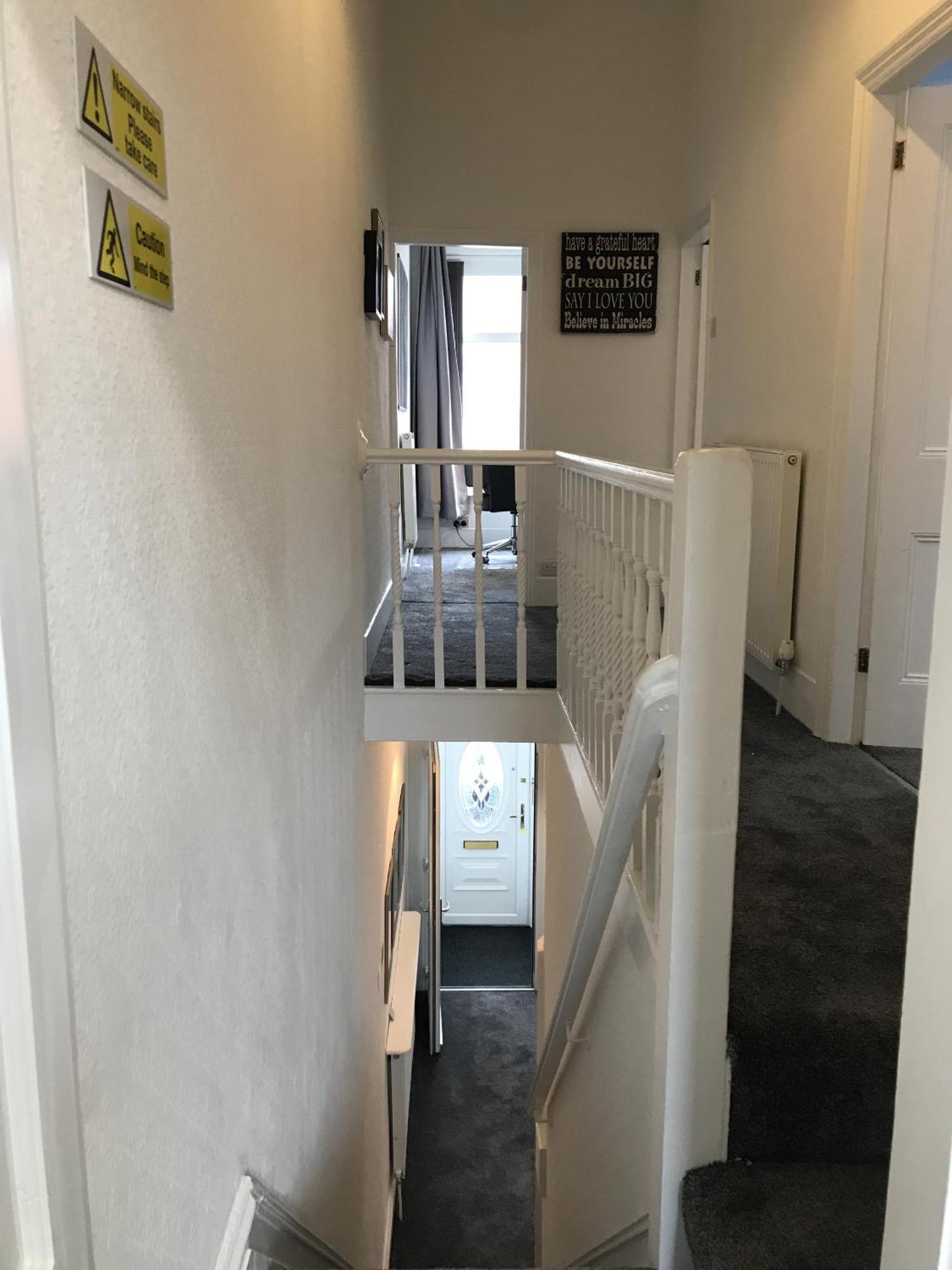 Bright Spacious 3-Bed With Office & Patio, Preston بريستون المظهر الخارجي الصورة