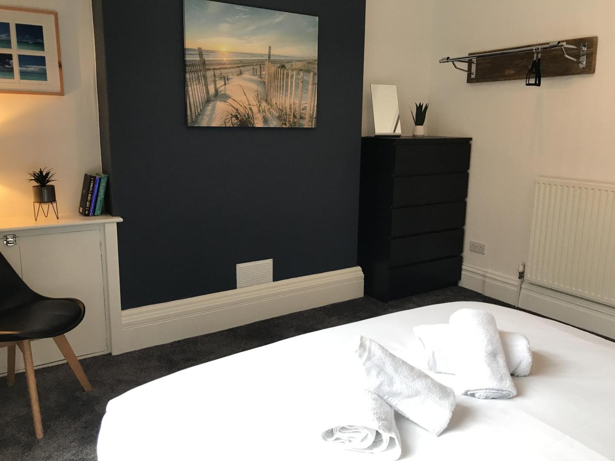Bright Spacious 3-Bed With Office & Patio, Preston بريستون المظهر الخارجي الصورة